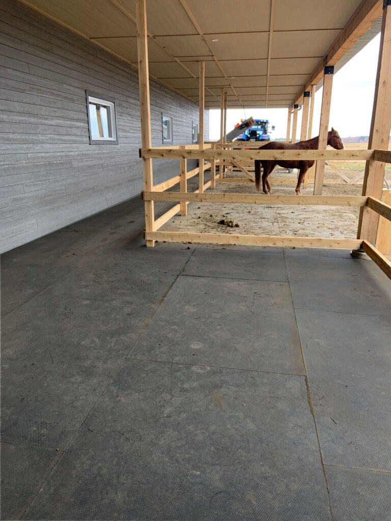 DuraRUBBER® – Equine & Livestock Mats